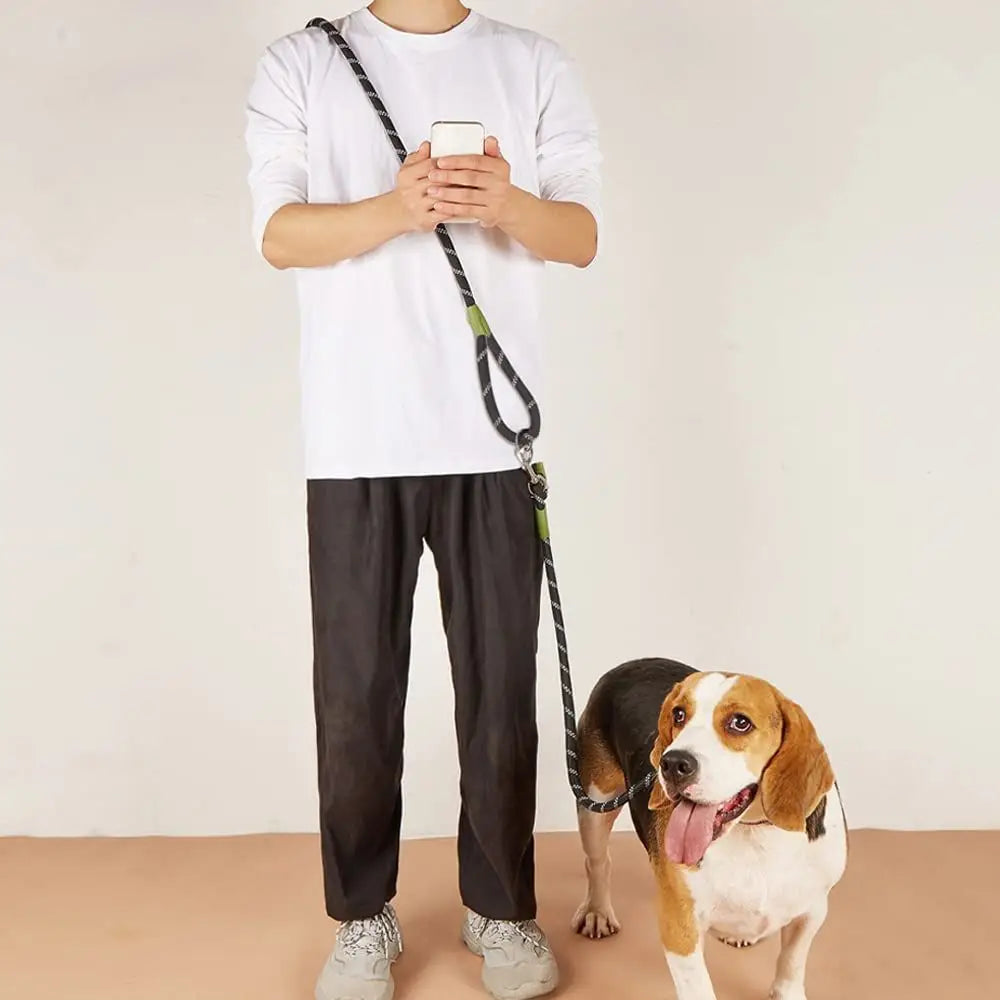 Elastic dog leash by Kritter Krush with a durable, adjustable design and comfortable handle for secure walks with pets.